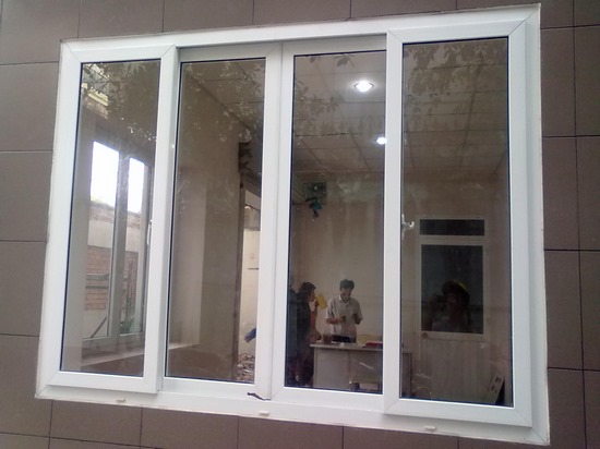 Cửa sổ nhôm kính lùa giá rẻ (5)