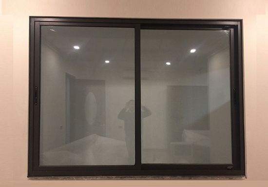 Mẫu cửa sổ nhôm kính lùa đẹp (4)